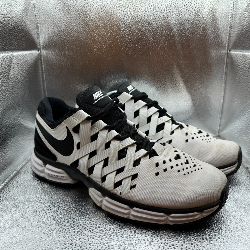 Size 11W Nike Lunar Fingertrap TR 4E Wide Mens White Black Sneakers 898065-100